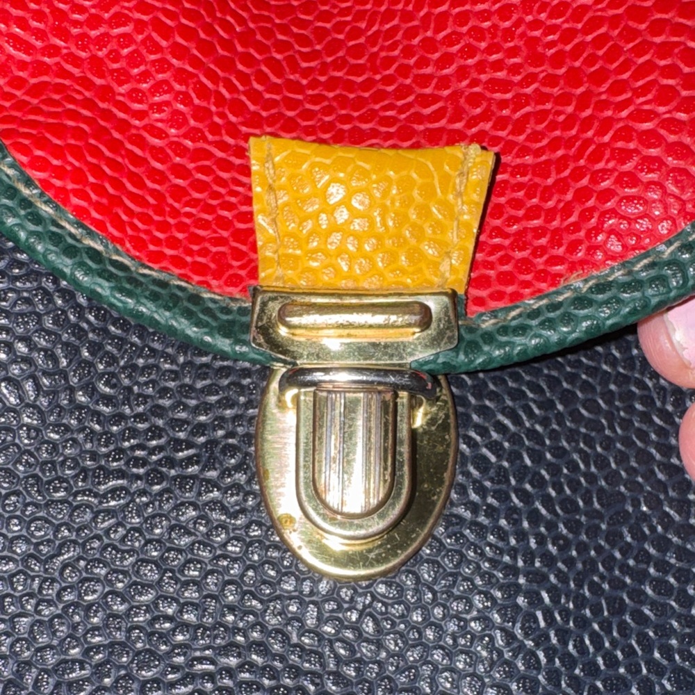 United Colors Of Benetton color block Mini Crossbody with Gold Chain belt bag - Picture 8 of 15